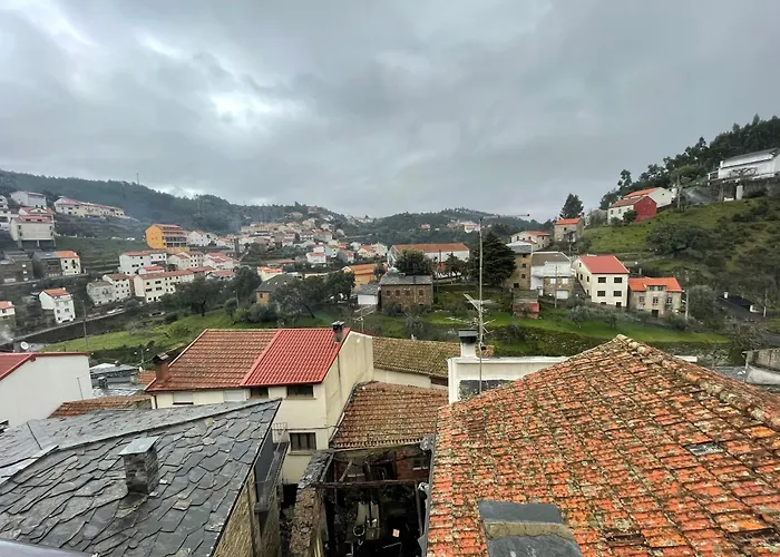 Local - Casa Ze Santos - Aldeias Do Xisto - - Covilha * Sobral de Sao Miguel